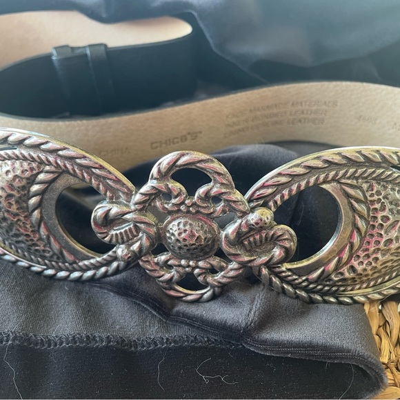 Chicos M/L adjustable leather belt - Picture 2 of 4